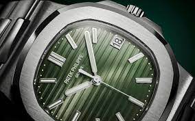 Patekphili Green Dial Watch – Simple, Stylish & Premium!